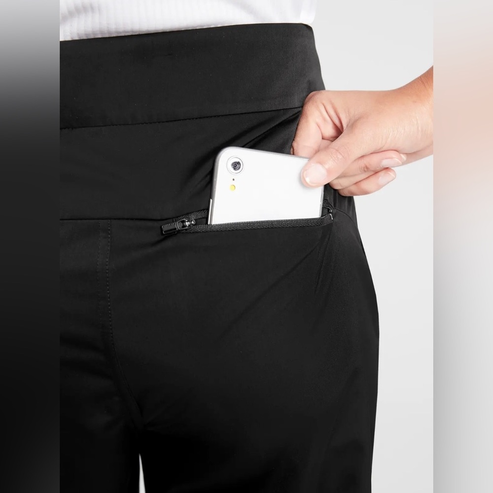 NWT Athleta Radiant Joggers Black - Picture 3 of 8